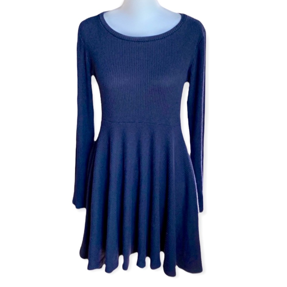Lulu’s Navy Blue Ribbed Long Sleeve Fit & Flare Dress size women's medium M